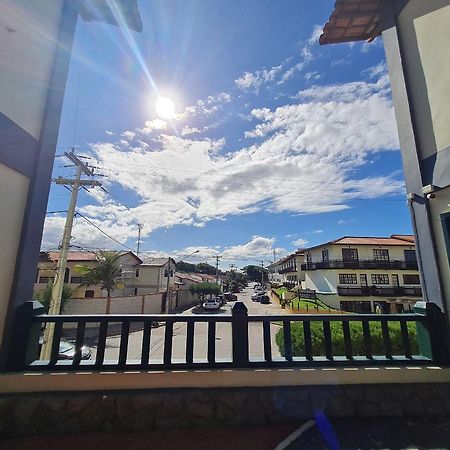 Paraíso em Cabo Frio - Duplex Beira Mar com Piscina, Em frente a Praia do Peró - Cabo Frio, com AR, SmartTv, Wi-fi, Roupa de Cama e banho, Portaria 24 horas, Estacionamento, Completo Exterior foto