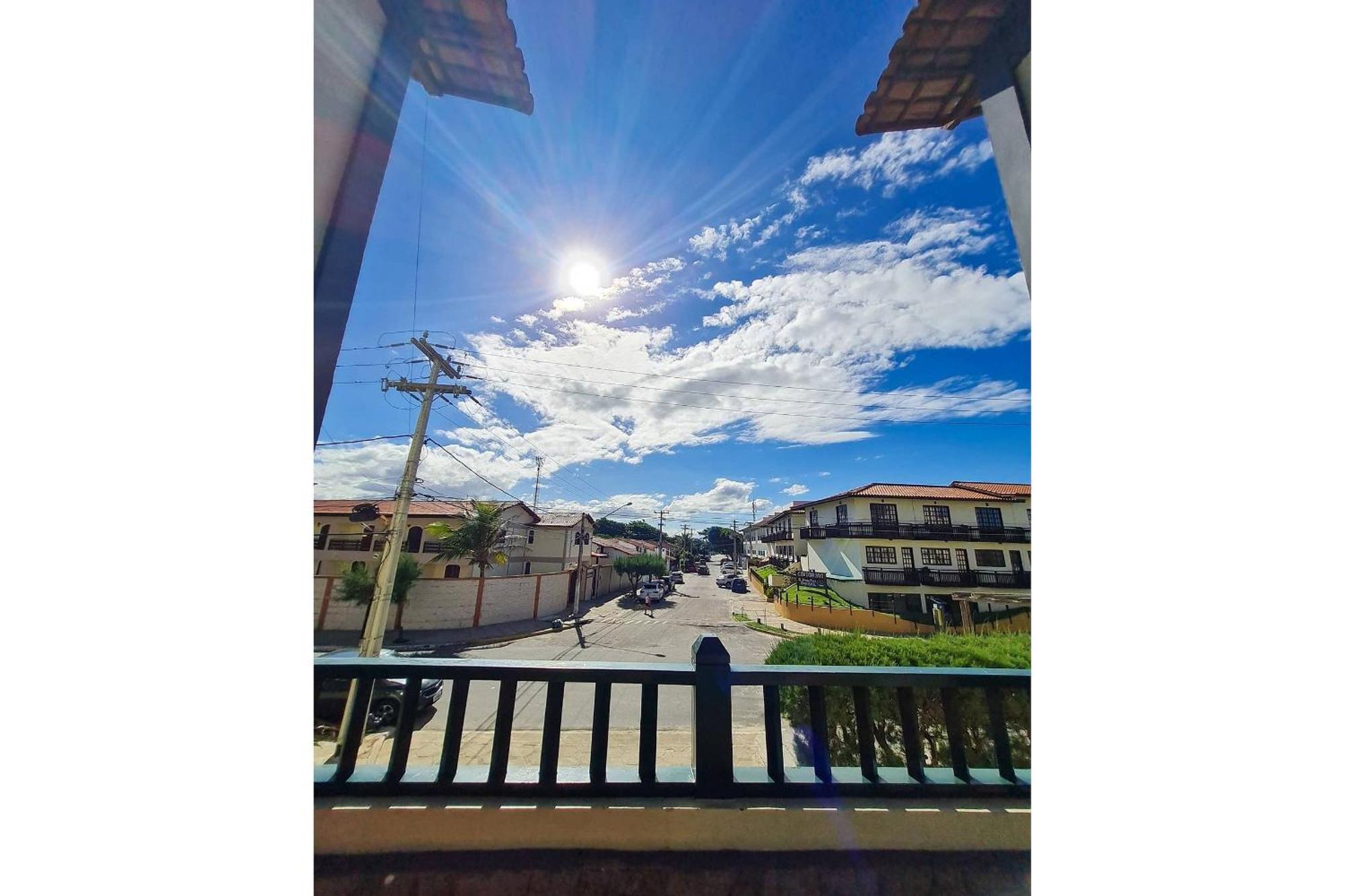 Paraíso em Cabo Frio - Duplex Beira Mar com Piscina, Em frente a Praia do Peró - Cabo Frio, com AR, SmartTv, Wi-fi, Roupa de Cama e banho, Portaria 24 horas, Estacionamento, Completo Exterior foto